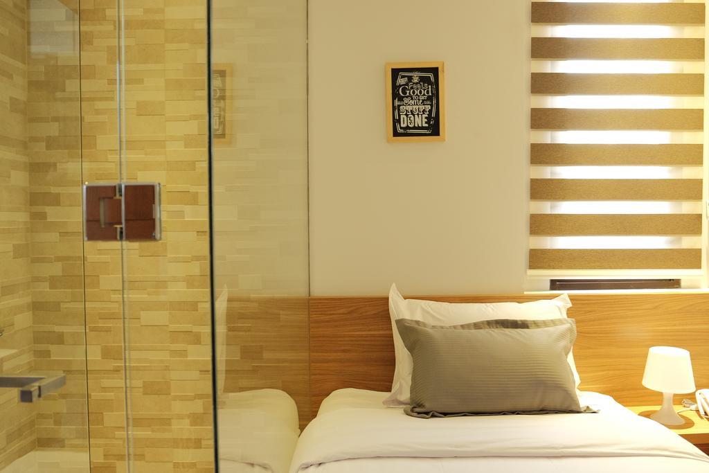 แฟลต 06 เตนเดอัน Hotel จาการ์ตา ภายนอก รูปภาพ